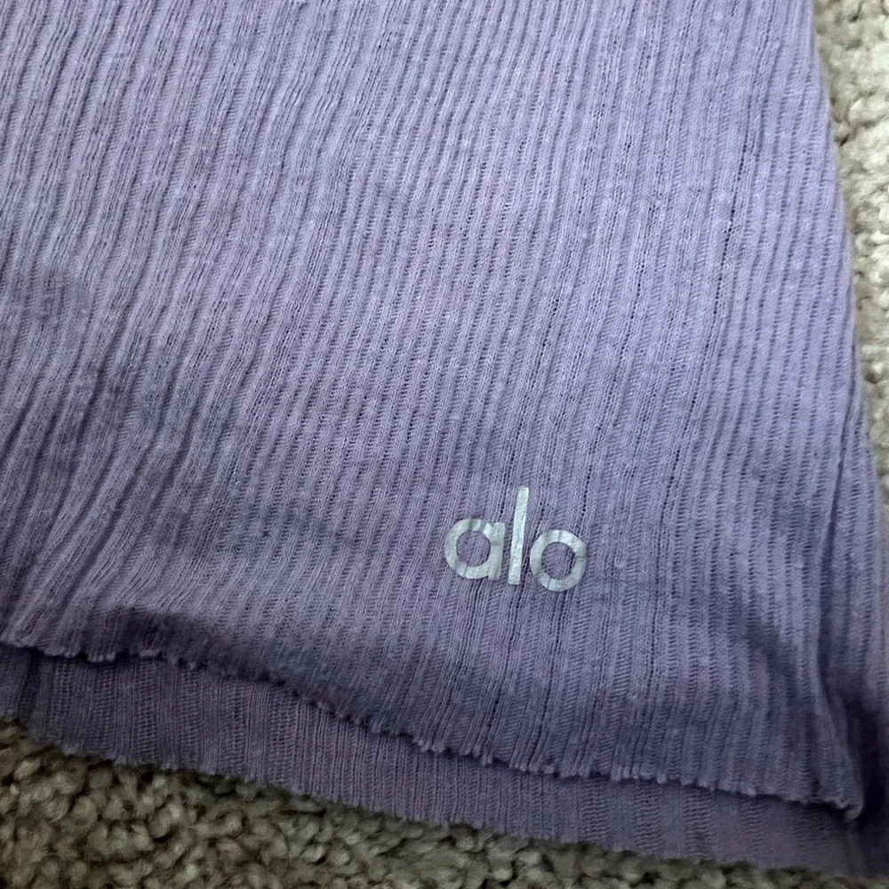 ALO Yoga Lavender Ribbed Tank Top